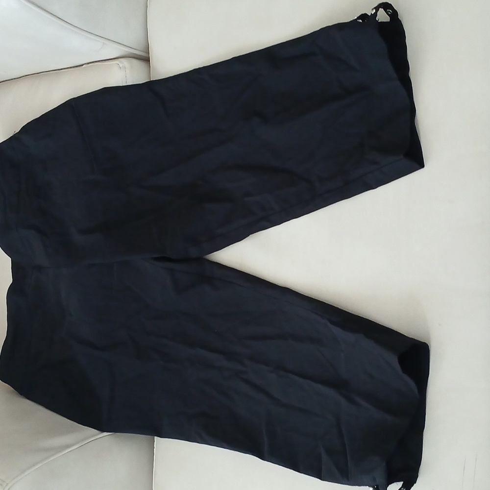 Womens black capri